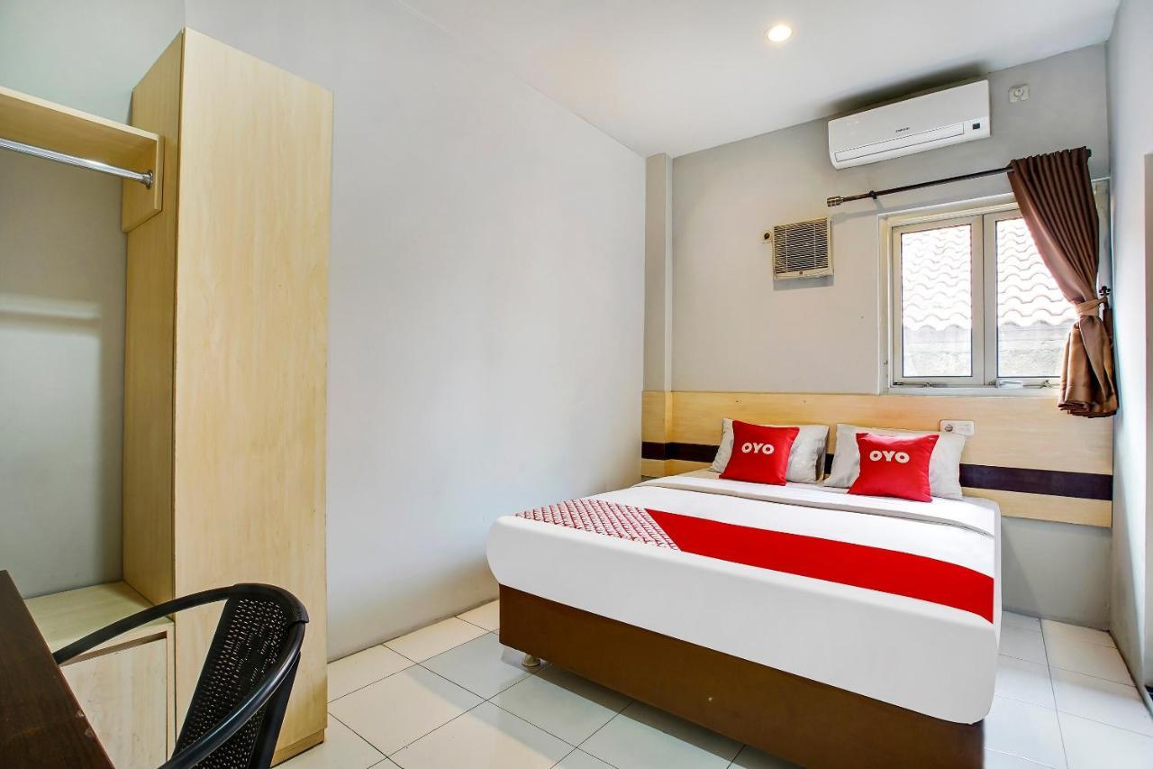 Reddoorz @ Pelajar Pejuang 3 Hotel Bandung Exterior photo
